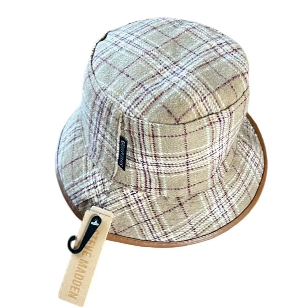 🎉🎉Host Pick NEW Steve Madden Reversible Bucket Hat